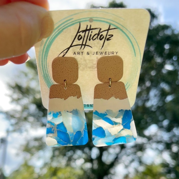 Ocean Waves Dangle Earrings Polymer Clay - Picture 4 of 8